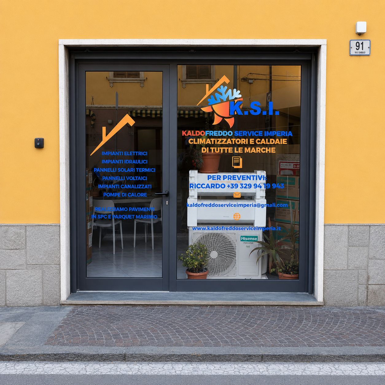Tecnici K.S.I. al lavoro su impianti termoidraulici